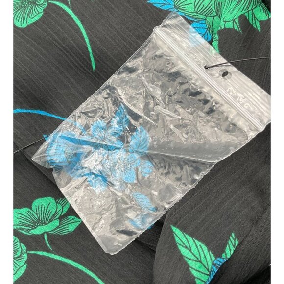 Floral Print Vince Camuto Long Sleeve Fold Over Hem Black/Green/Blue Top NWOT M - Picture 6 of 8